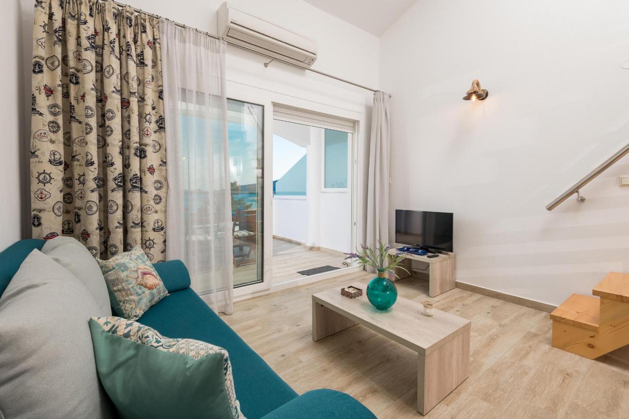 Artemis Beach Apartments Chrisi Ammoudia Esterno foto